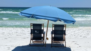 IS7-Cozy 2 Bed Beachfront-Walk Out To The Beach!